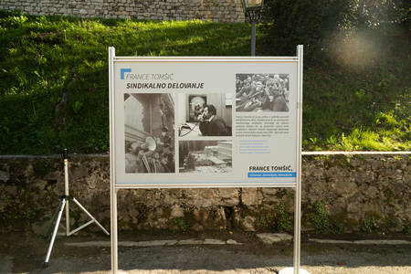 V Kamniku svečano odkrili kip Francetu Tomšiču  (9)